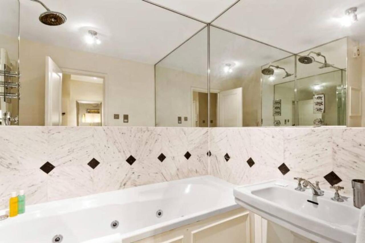 Bright 2 Bedroom Near The Natural History Museum Лондон Экстерьер фото